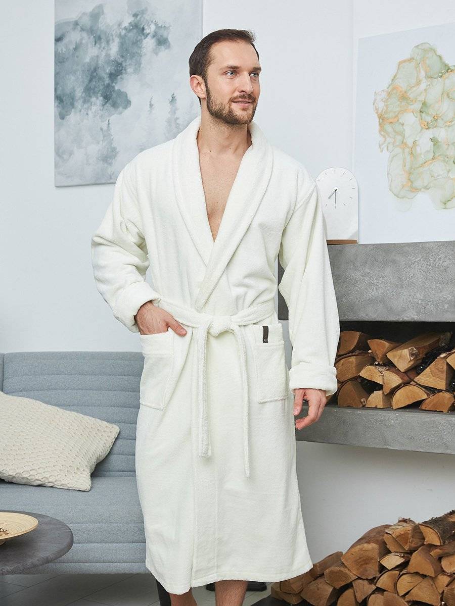 Мужской халат: прекрасный выбор комфортной домашней одежды