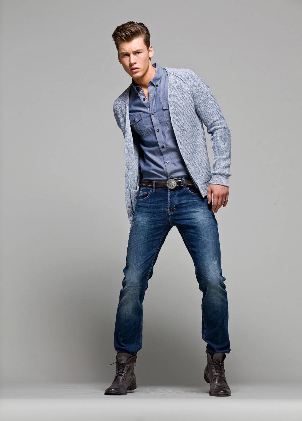 С чем носить мужскую джинсовую рубашку варианты фасонов