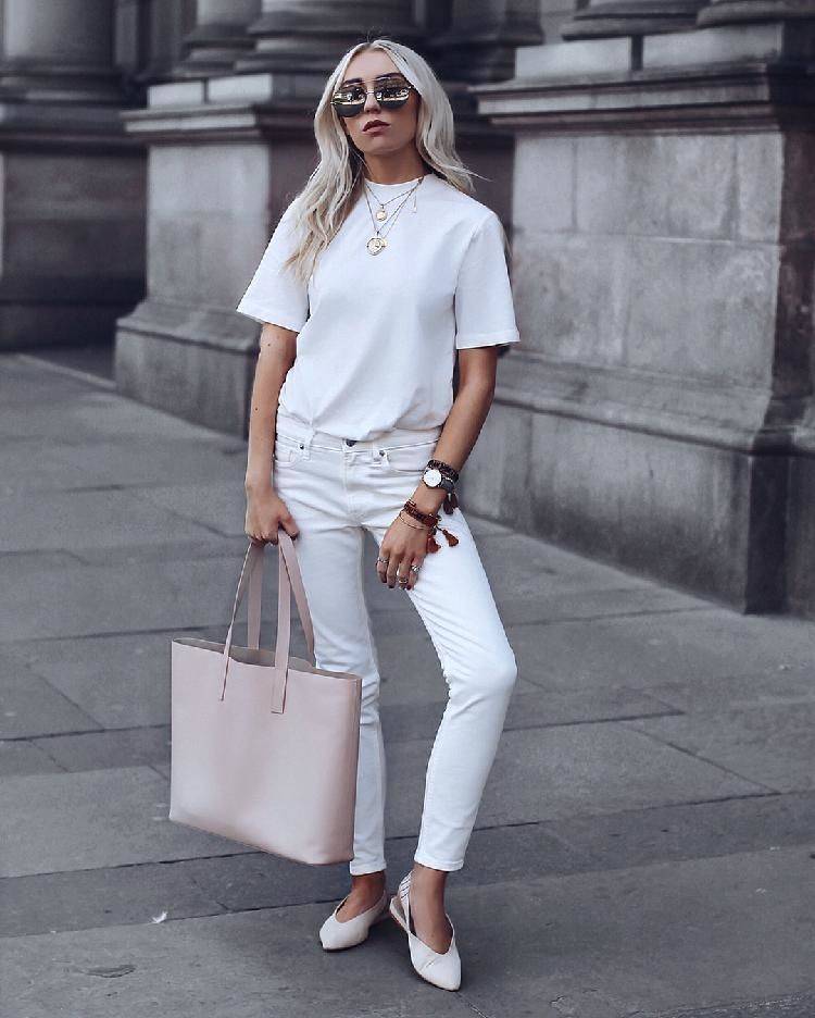 Белый цвет в одежде — для деловых и повседневных образов | glamiss