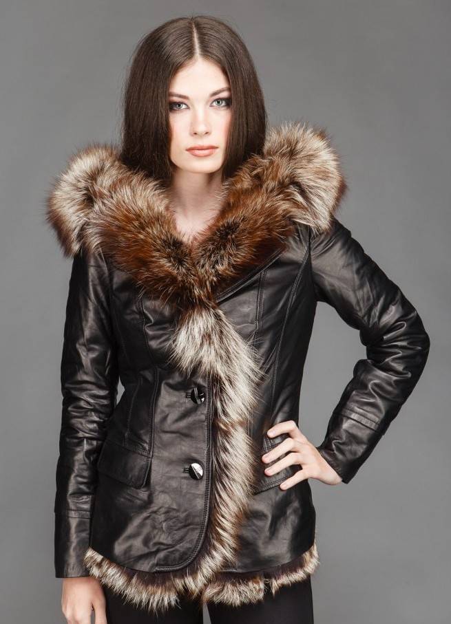 Фото кожаных зимних курток. Кожаная куртка с мехом. Зимняя кожаная куртка женская. Куртка с мехом женская. Кожанка с мехом женская.