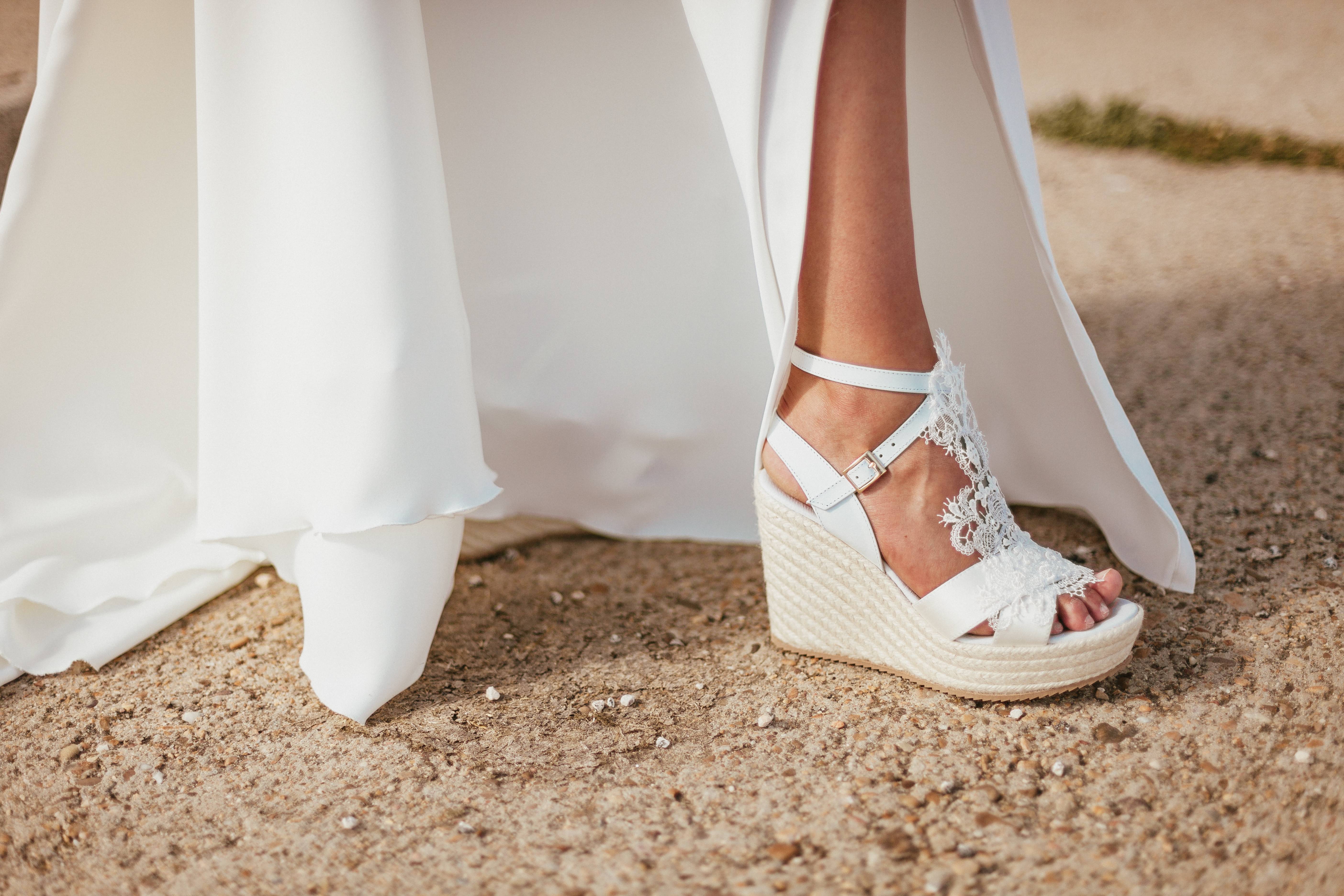 Как правильно выбрать свадебные туфли?