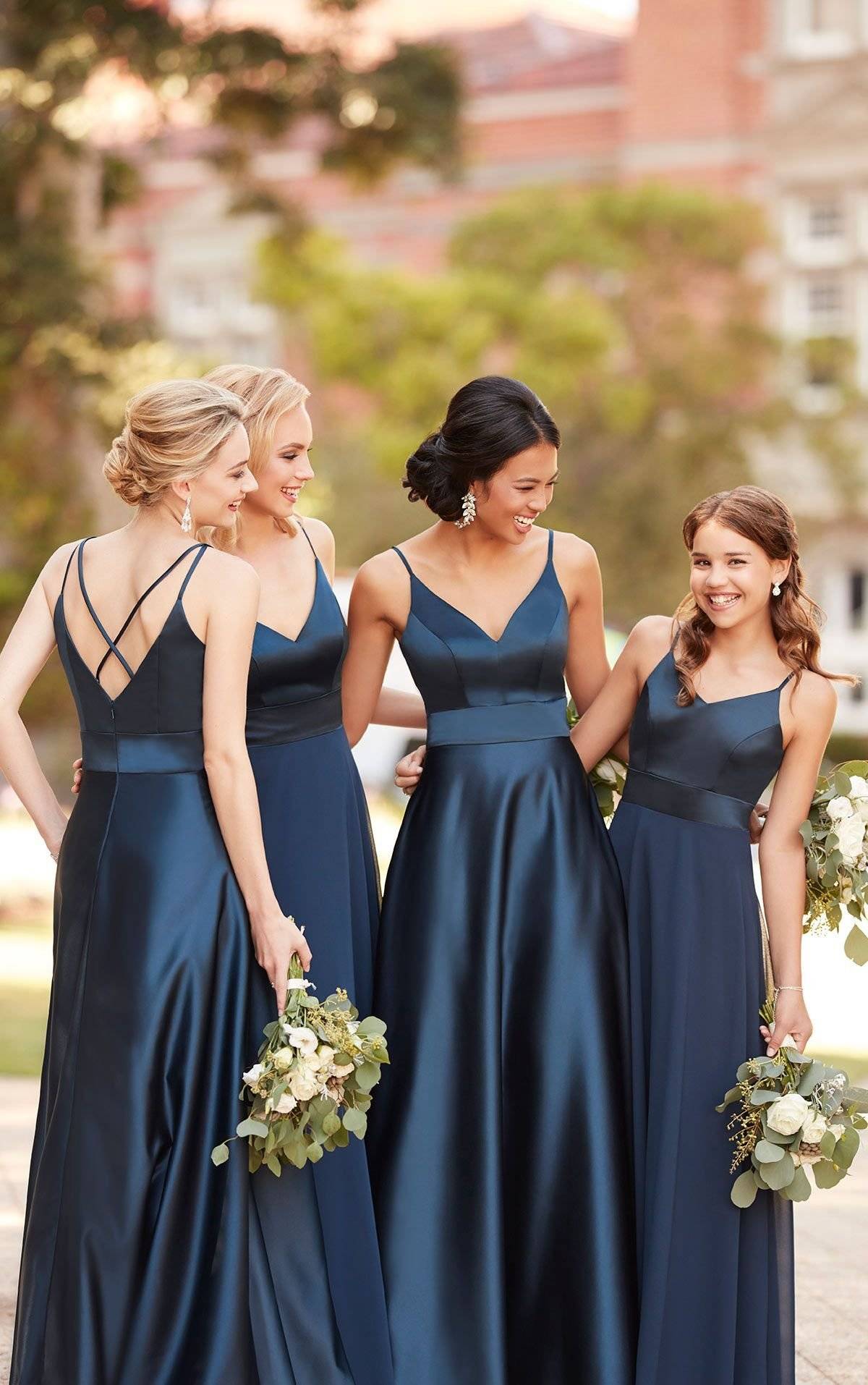 Платье на свадьбу к подруге: выбираем стильный и красивый наряд