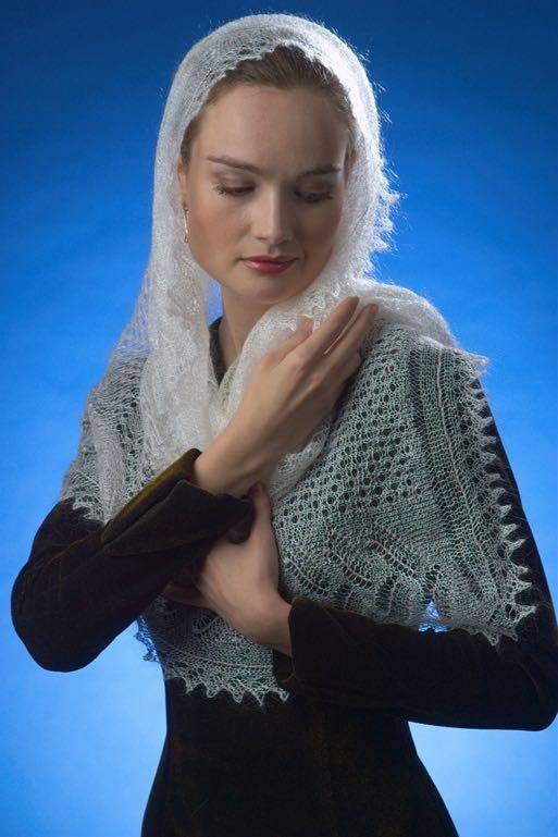 Вяжем оренбургский пуховый платок спицами