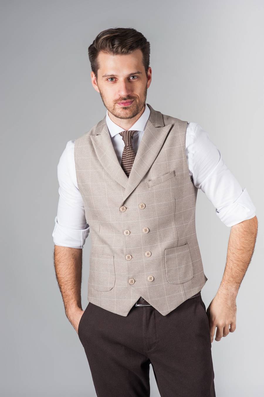 Мужской жилет – стильный и универсальный предмет гардероба