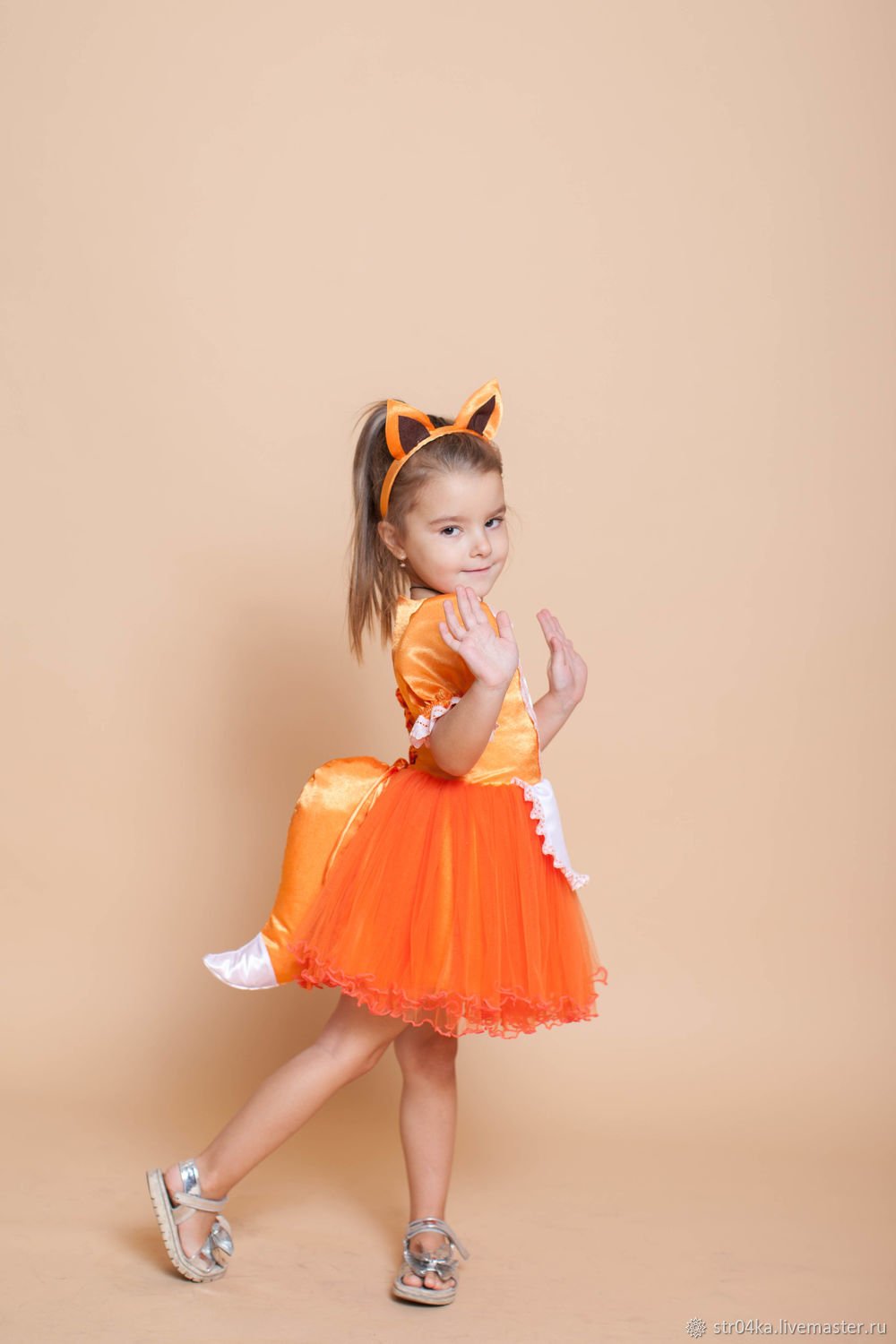 Карнавальный костюм лисички для девочки своими руками. костюм лисы своими руками