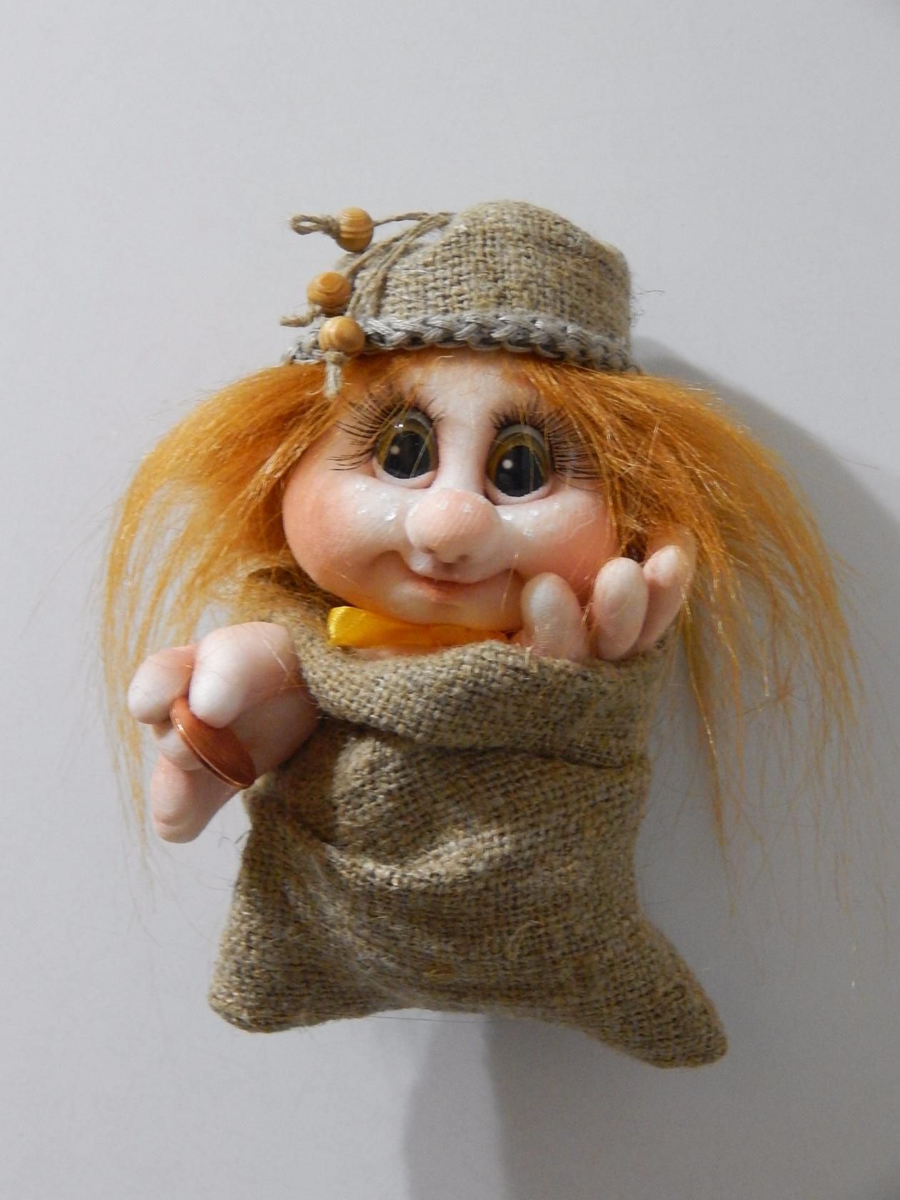 Кукла из колготок мастер. Кукла попик Домовенок. Куклы Елены Володкевич Домовенок.