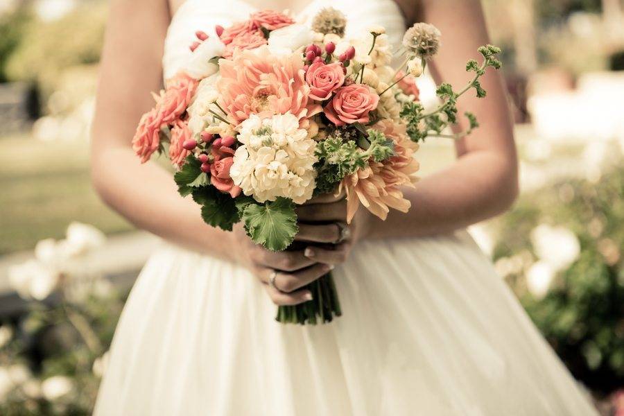 Букет невесты: 7 основных типов