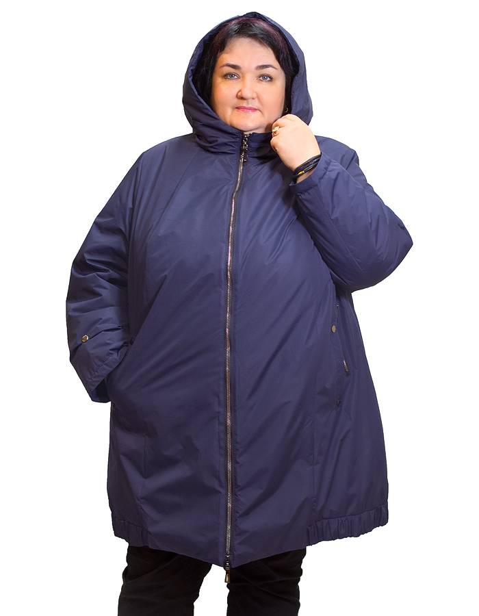 Как выбрать женскую куртку большого размера
