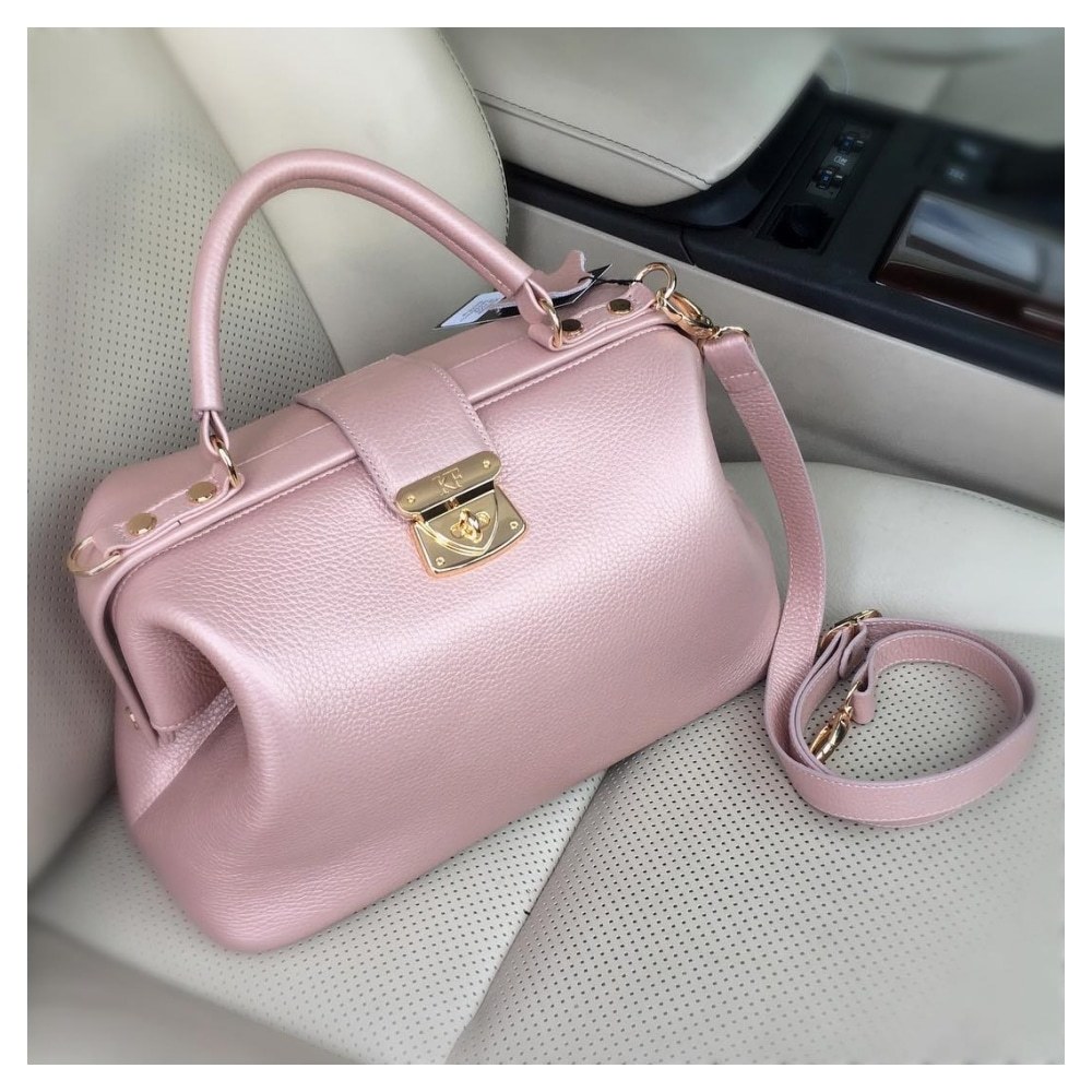 Розовая сумка купить. Сумка женская 6566b9577 Pink. Сумка розовая. Пудровый оттенок сумки. Сумка женская розовая.