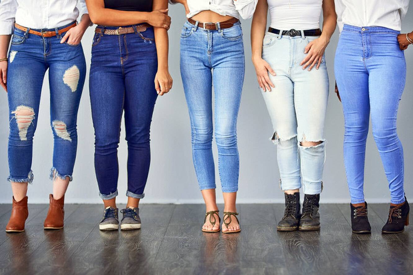 Как должны джинсы хорошо и комфортно сидеть на девушке