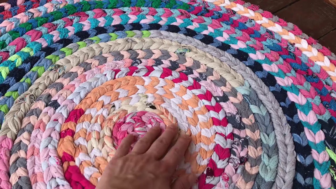 Коврик из футболок на обруче