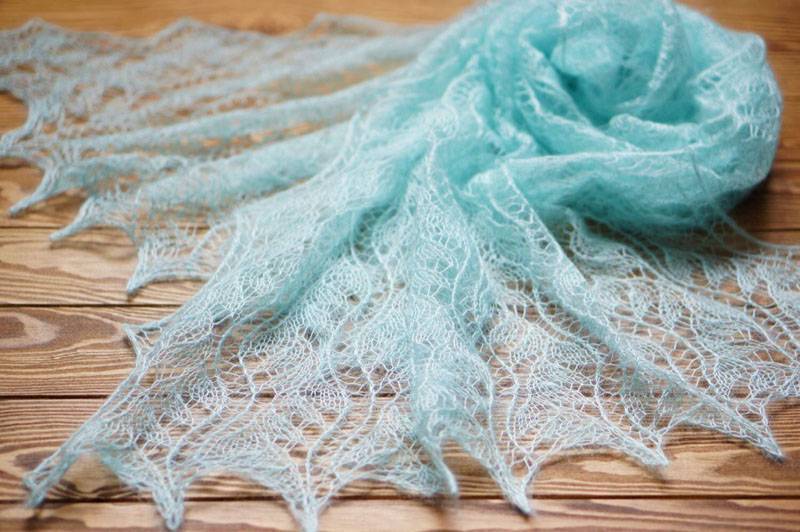 Как выбрать пряжу для вязания шалей спицами?