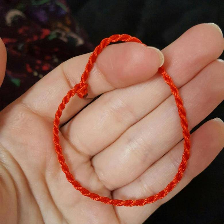 Как завязать красную нить на запястье правильно пошагово | как носить оберег | na-lazarevskom.ru
