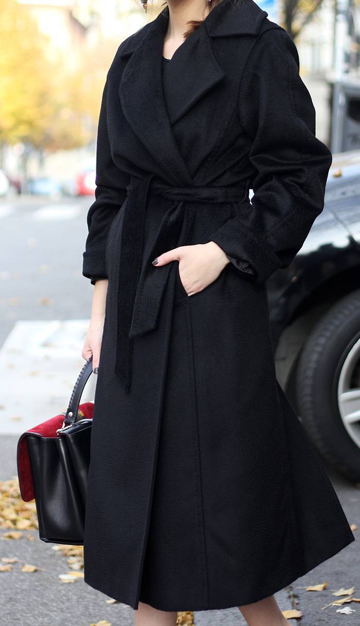 С чем носить черное пальто: прямое, короткое, длинное, с капюшоном