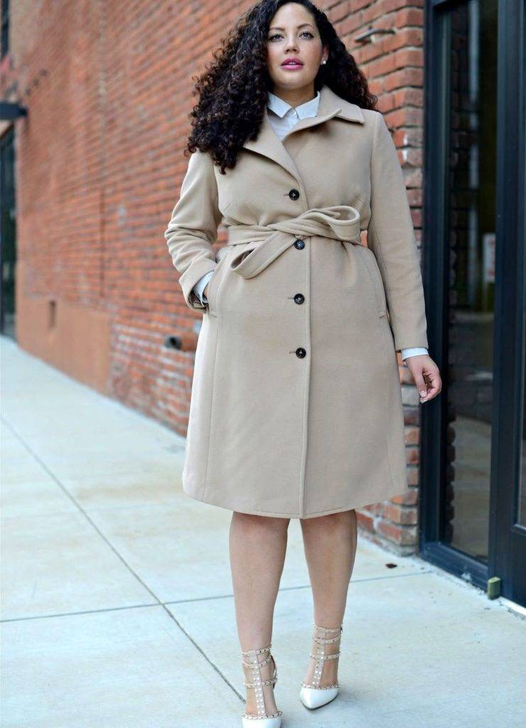 Топ 10 лучших зимних женских пальто больших размеров |