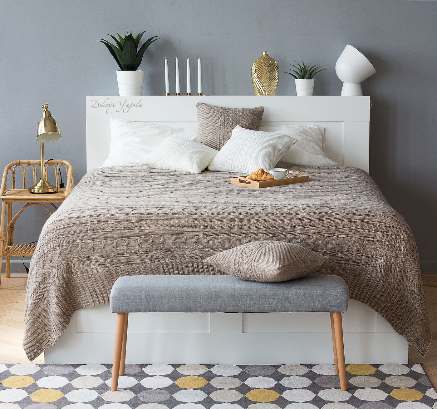 Как красиво заправить кровать: правила профессионалов