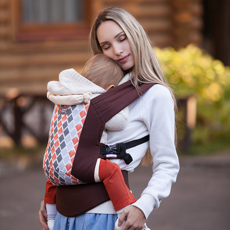 Ergo baby vs babybjorn? прошу совета и отзывов, какой рюкзак лучше? планирую носить с 4-х месяцев. - я happy mama