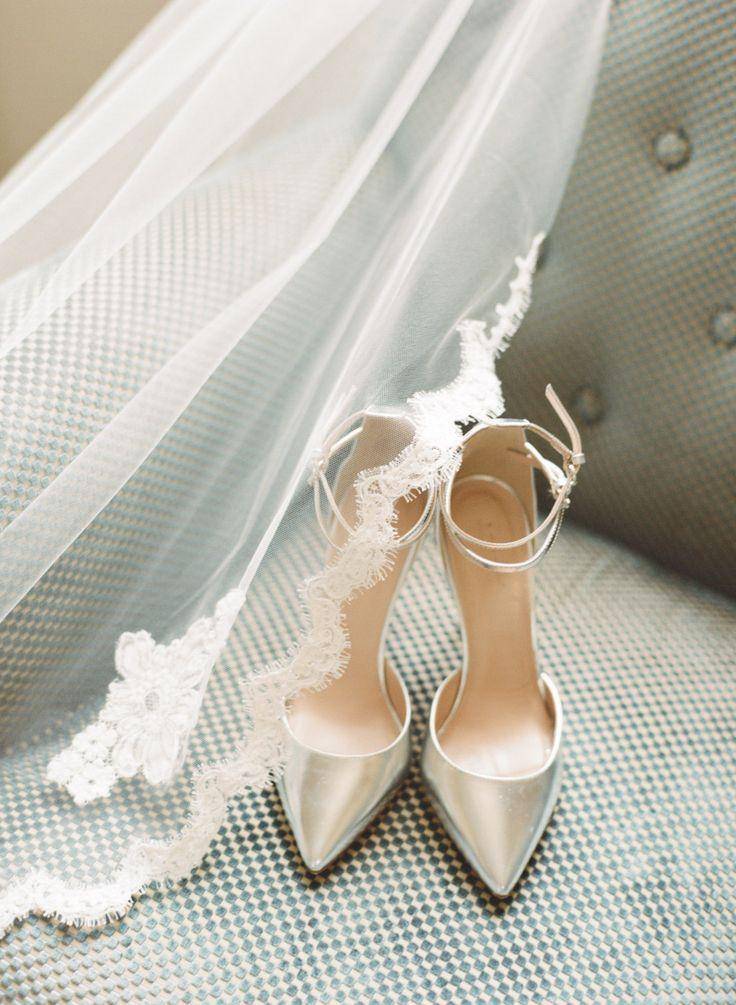 Свадебные туфли - белые, бежевые, фиолетовые, красные, синие