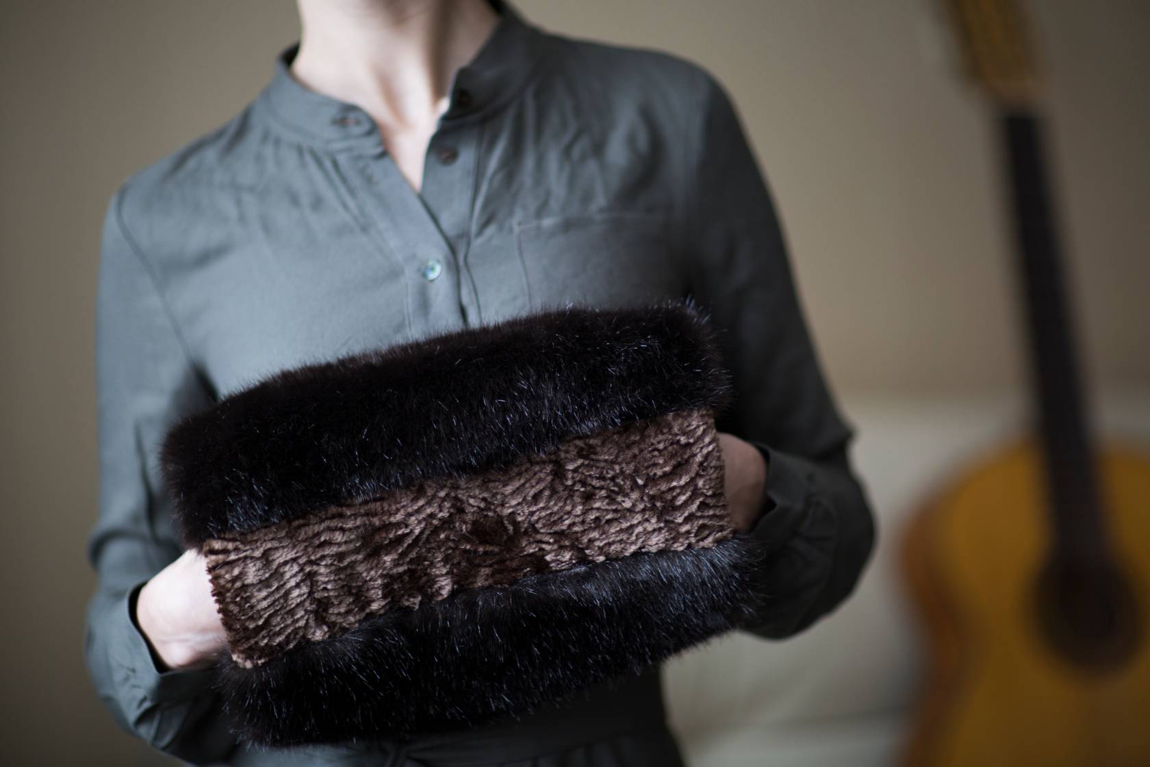 Искусственный мех — текстильный материал, имитирующий натуральный мех животных