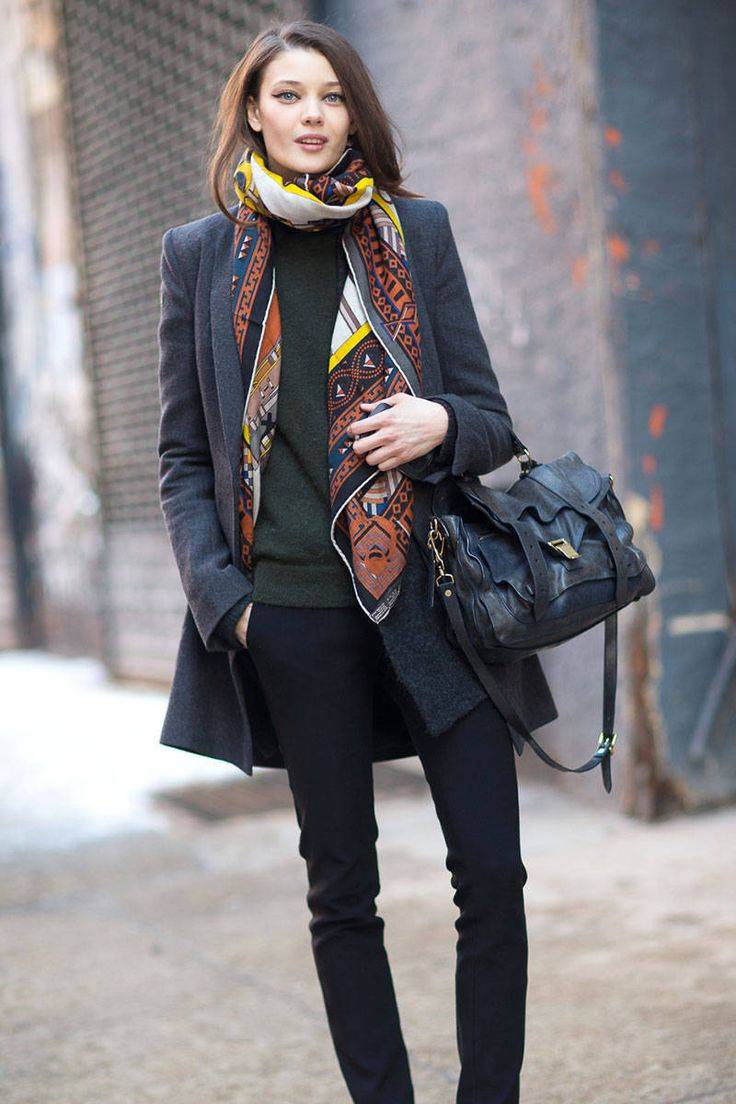Как носить шарф с пальто: стильные и модные способы, фото образов
